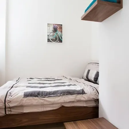 Luxury & Quiet Charming 2bds Near River - Nek2nd Διαμέρισμα