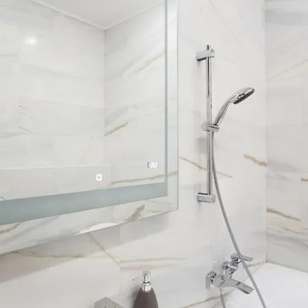 Luxury & Quiet Charming 2bds Near River - Nek2nd