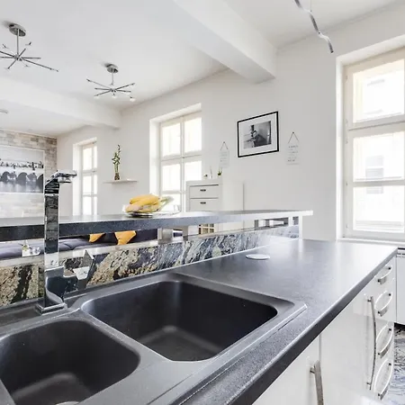 Apartman Luxury & Quiet Charming 2bds Near River - Nek2nd Prága