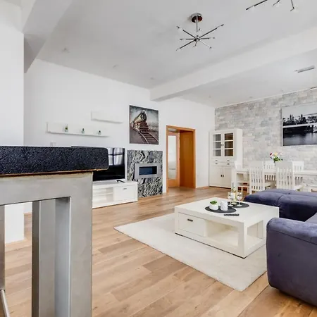Luxury & Quiet Charming 2bds Near River - Nek2nd Apartmán
