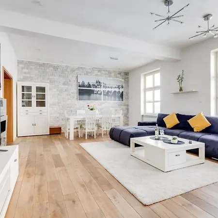Apartmán Luxury & Quiet Charming 2bds Near River - Nek2nd Praha