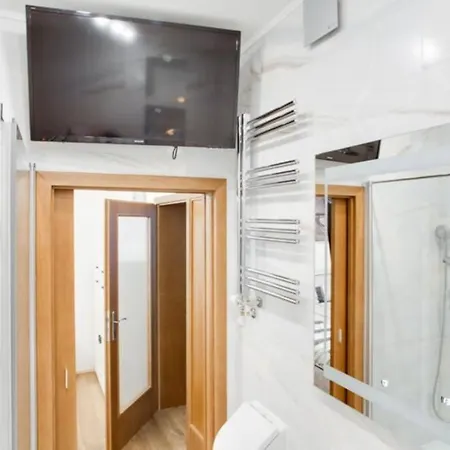 Luxury & Quiet Charming 2bds Near River - Nek2nd