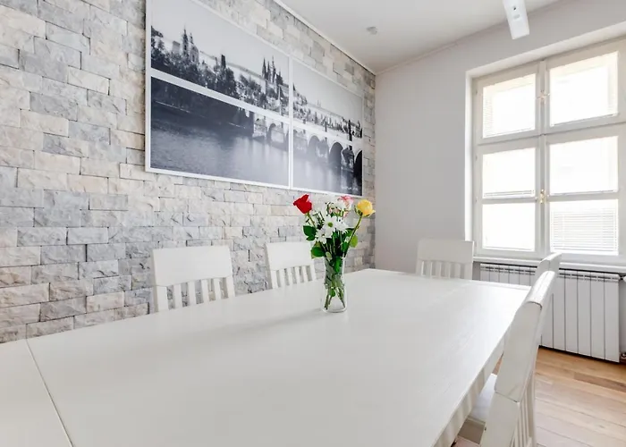Luxury & Quiet Charming 2bds Near River - Nek2nd * Prague