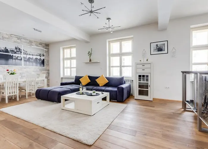Luxury & Quiet Charming 2bds Near River - Nek2nd * Prague